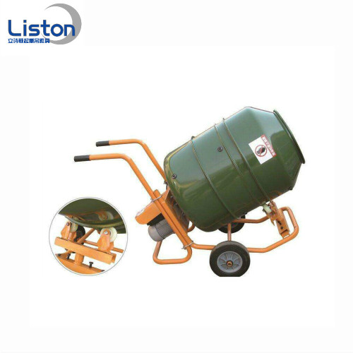 Kleine betonmixers op een trekker gemonteerde betonmixer