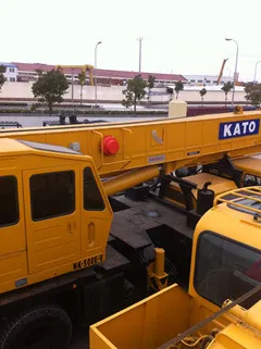 Used Truck Crane KATO NK500E with High Quality
