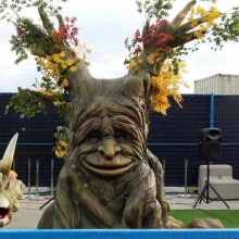 Talking Tree In Real Life for Outdoor Decoration