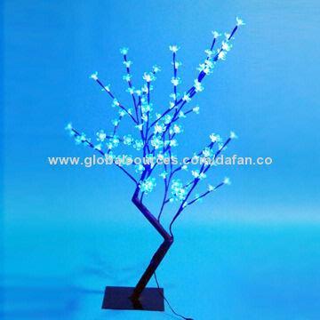 LED Tree Light with Simple Installation and Low Power Requirements/Consumption