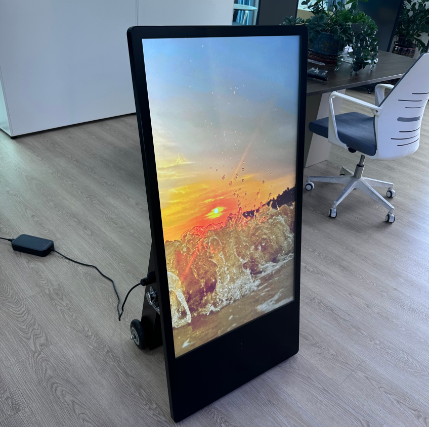 IP65 dereceli, hava koşullarına dayanıklı kaplamalı, su geçirmez, hareketli dijital ekran