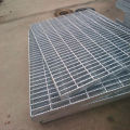 SERRATED Steel Grating digunakan untuk Platform