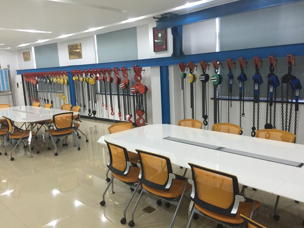 Lever Chain Hoist sample room