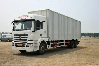 Construction Equipment SHACMAN 8x4  Cargo Truck