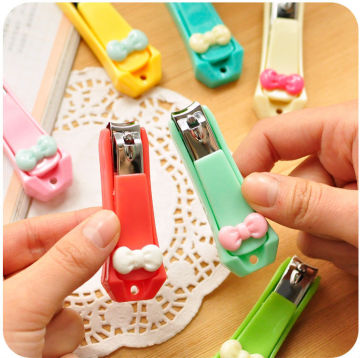 Cute bow tie design nail clipper plastic nail clipper convenient nail tools