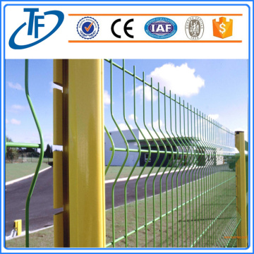 2018  galvanized welded wire mesh fence