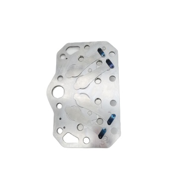High-Quality 10HP, 12HP, and 15HP Bizer Refrigeration Compressor Valve Plate for Sale: Complete Units Available