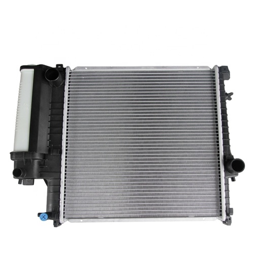 Radiator Adequado para BMW E30 316i OEM1247145/1469176/1723990/1728905/1728907/17111247145/17111469176/17111723