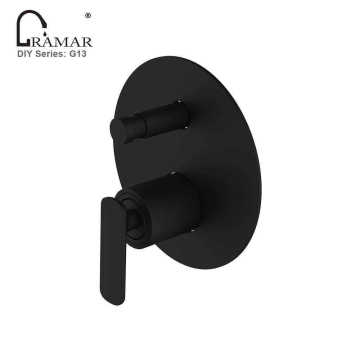 Brass Body SUS304 Cover In-Wall Mount Bath Faucet Mixer