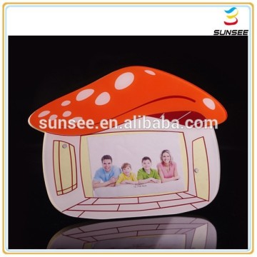 100% new material factory low price eye-catching curved acrylic plastic photo frame with picture insert