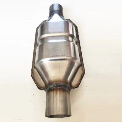 MagnaFlow Round Catalytic Converter for Factory Manufacture