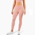 fitnessstudio nackte frau yoga enge legging fitness