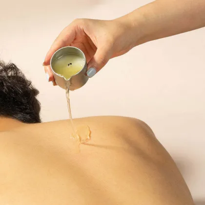 Massage oil candle fragrance essential oil aromatherapy