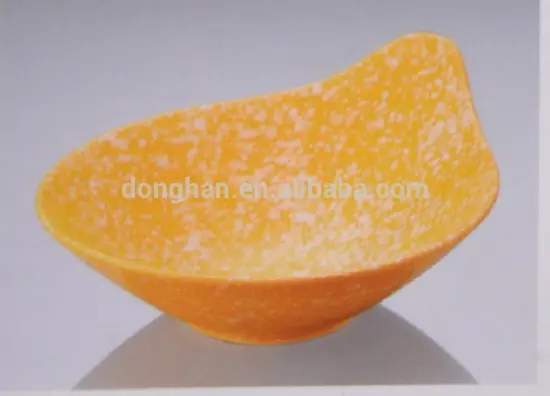 Kitchenware ceramic sauce server with handle