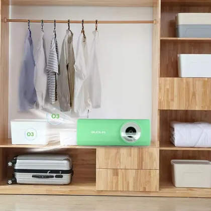 Portable car air purifier with home office HEA filter car air purifier