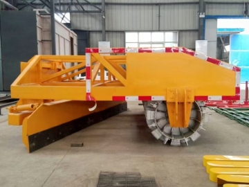 Loader type Icebreaker for road snow removal