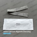 Повязка на рану с альгинатом серебра и кальция для ускорения заживления