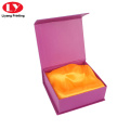 Фиолетовый цвет упаковки ювелирных изделий подарка