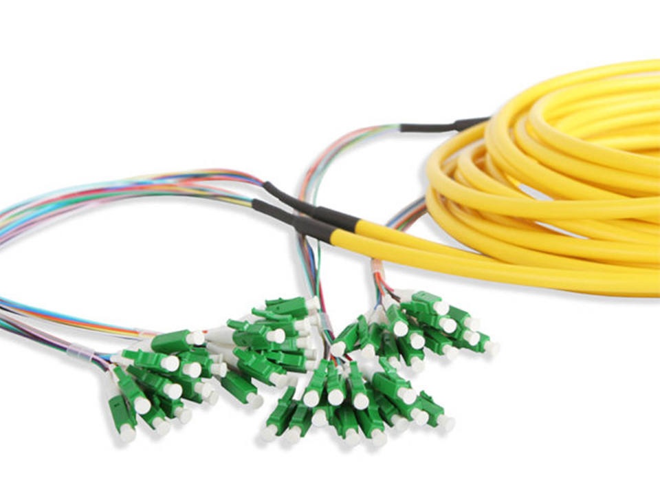 24f Fan Out Patchcord 2 Jpg