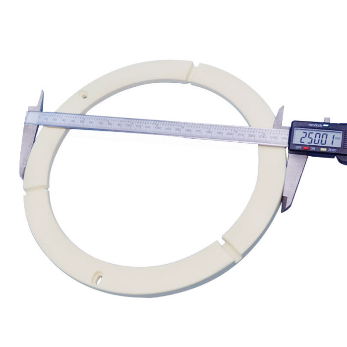 Präzision 99,5% Keramik -Aluminiumoxid -Ring für HF -Heizung