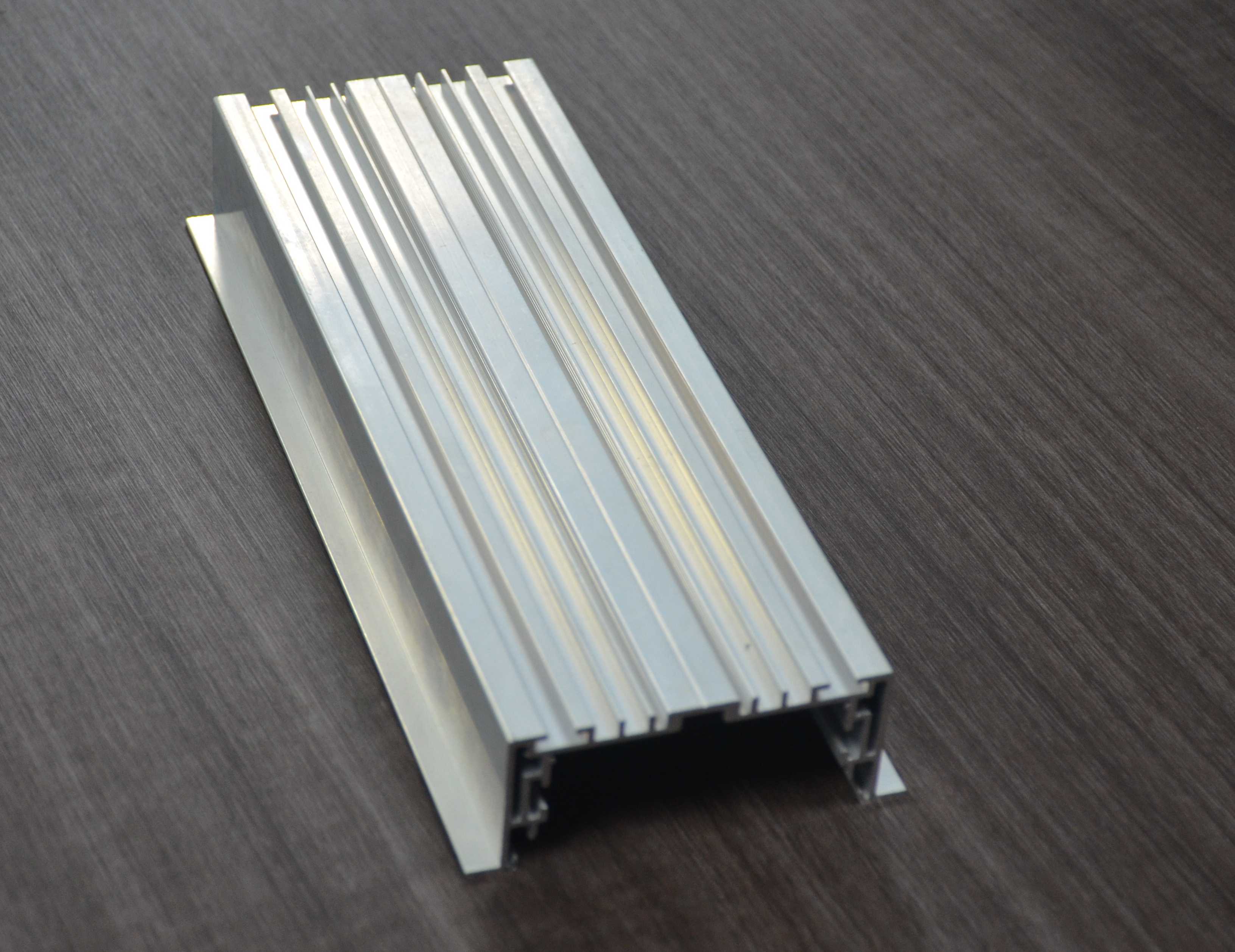 extruded aluminium channel profile