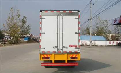 DONGFENG 6x4 refrigerated vehicles