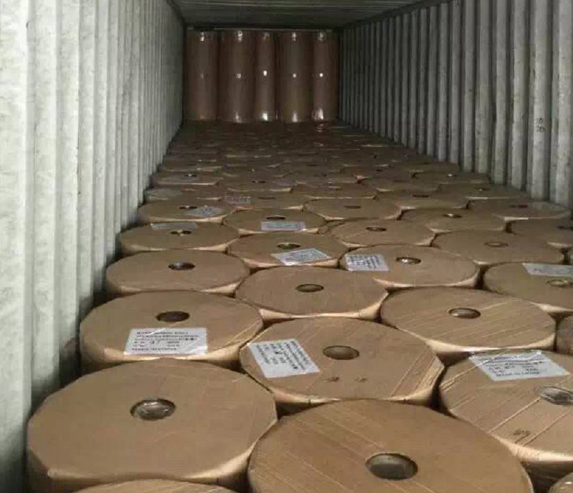 Bandă de ambalare Bopp gălbuie transparentă