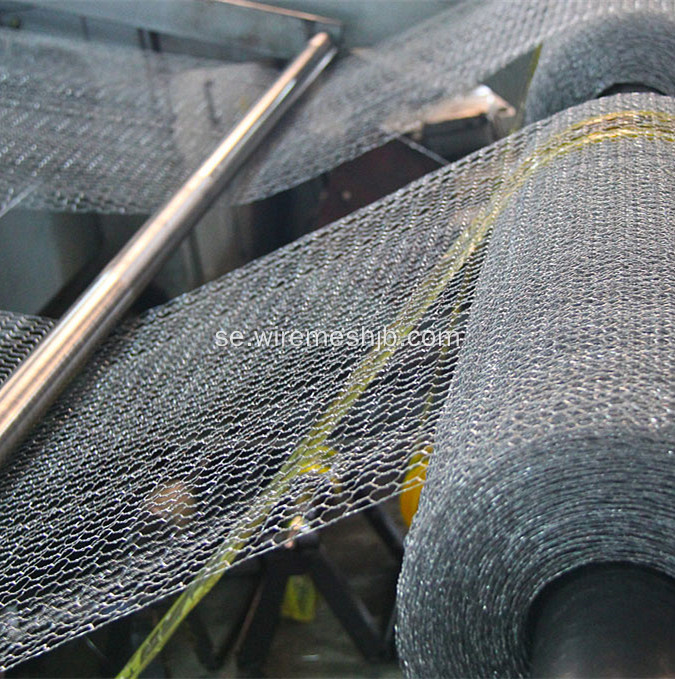 Heavy-duty hexagonal wire mesh