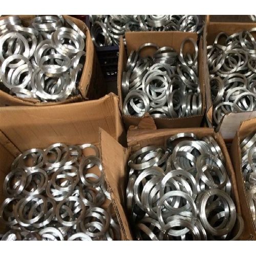 China Small Coil Galvanized Wire Factory