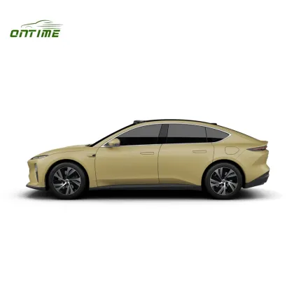 The Luxury Electric Vehicle Adopts The Ontimeet5 Made in China Which Is Suitable for Household Use and Has a Long Lifespan of 710km of Battery Life