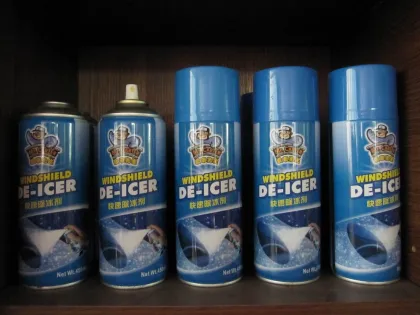 car windshield de-icer/ ice remover spray