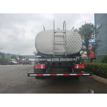 Light HOWO 5000-8000 liters Aluminum Alloy Milk Tanker Truck