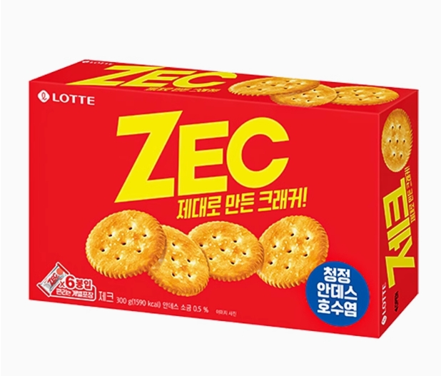 Lotte Small Round Biscuits with Zec Soda Flavor