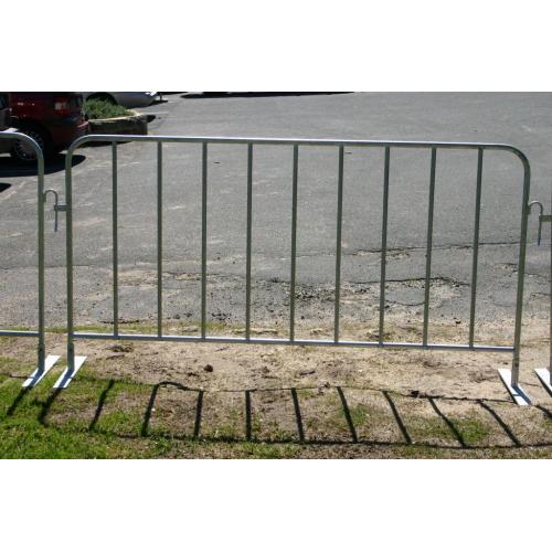 Galvanized Crowd Control Traffic Safety Barrier Hot Sale