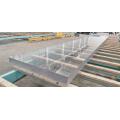 Acryl -containerpool met acrylbord