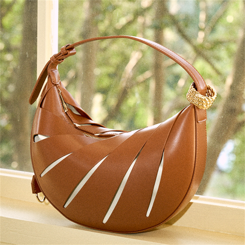 Fashionable Hollow Design Single-Shoulder Purse