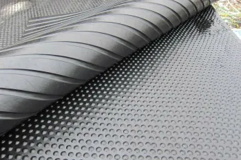 Stable Rubber Mat