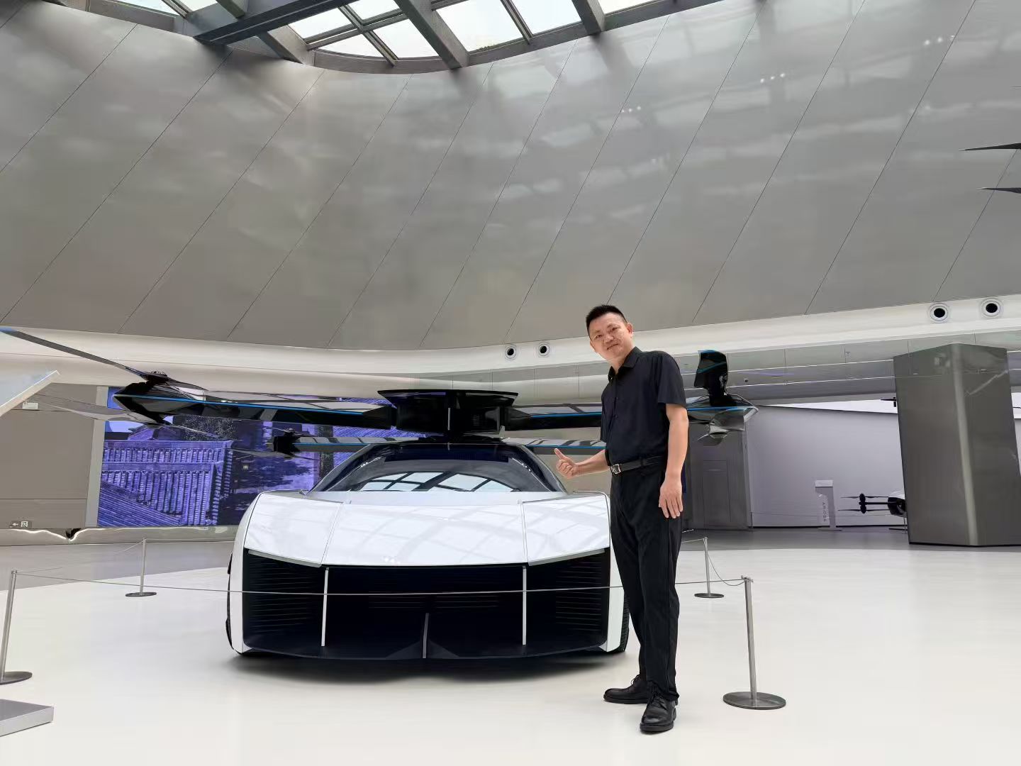 Mr. Zhong Xiaoping explored XPENG  4