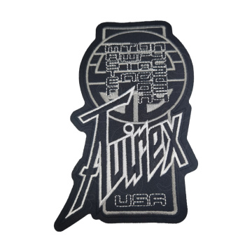 Tampalan sulam halus bersaiz besar