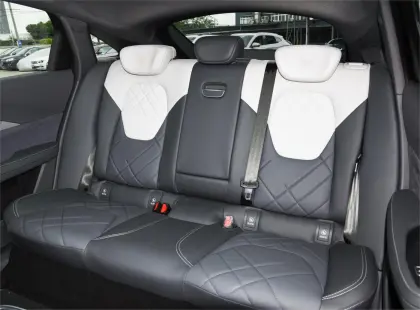 2024 Arctic Fox ARCFOX S: New Electric Car with 602 km Range and Fast Charging Technology