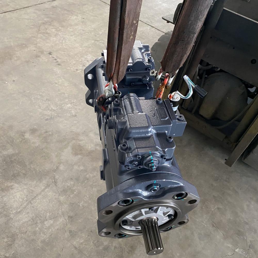 R215-7 Hydraulic Pump