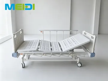 L Type Guardrail Double Crank Hospital Bed With Central Brake And Anti-collision Wheel