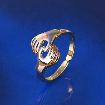 Xuping Two-Tone Handshake Finger Ring