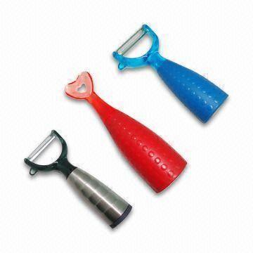ABS Kitchen Gadgets, Available in Red, with 8cm Handle Length and 3.5cm Diameter