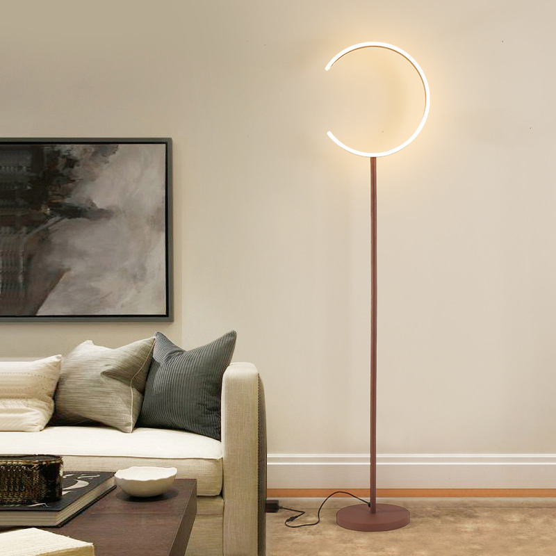 Application Traditional Floor Lamp