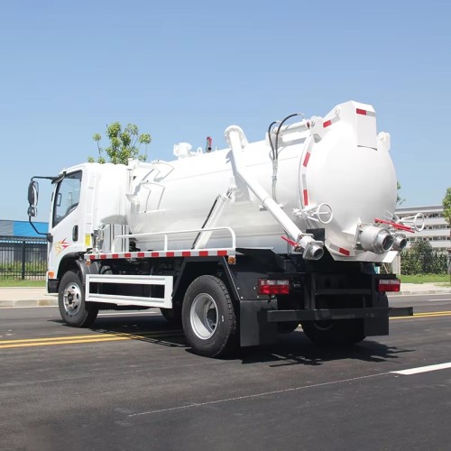 Camión de succión de alcantarillado FAW Jiefang: solución de gestión de residuos eficiente y confiable