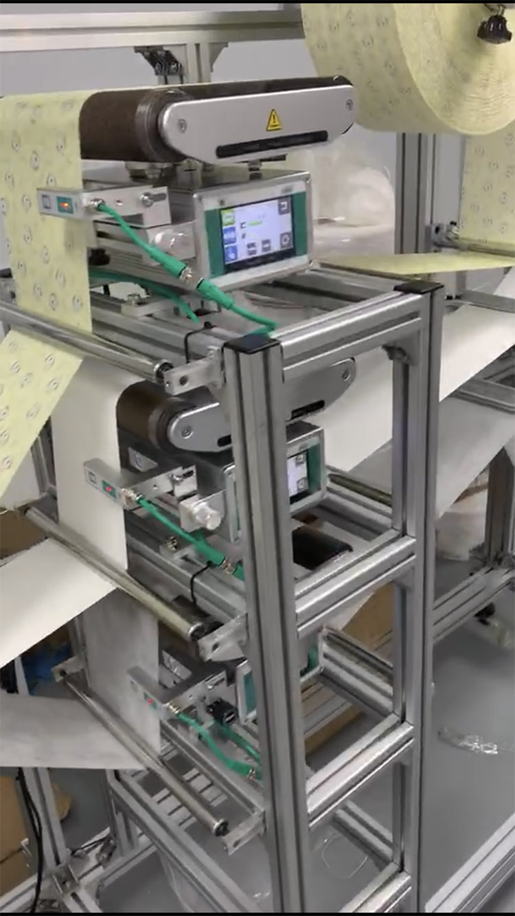 auto - self - correction system for mask making machine auto - self - correction system for mask making machine