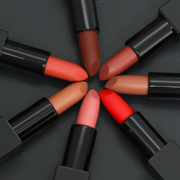 Custom High-Quality Luxury Lipstick Tubes: Crafting Distinctive Velvet and Matte Color Rouge for Your Brand