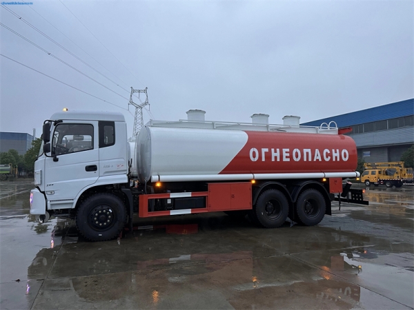 DongFeng KR 6x4 21m³ Oil Tank Truck for Efficient Delivery