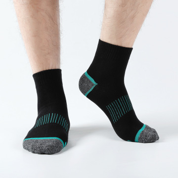 Custom Factory OEM Sports Socks with Logo for Men - Outdoor Fitness Cycling Running Mountain Socks